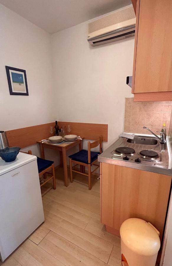 Apartment Alfirev Vodice Ngoại thất bức ảnh